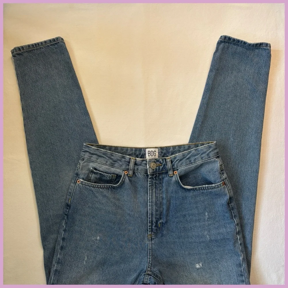 BDG Mom Jeans - Picture 2 of 7